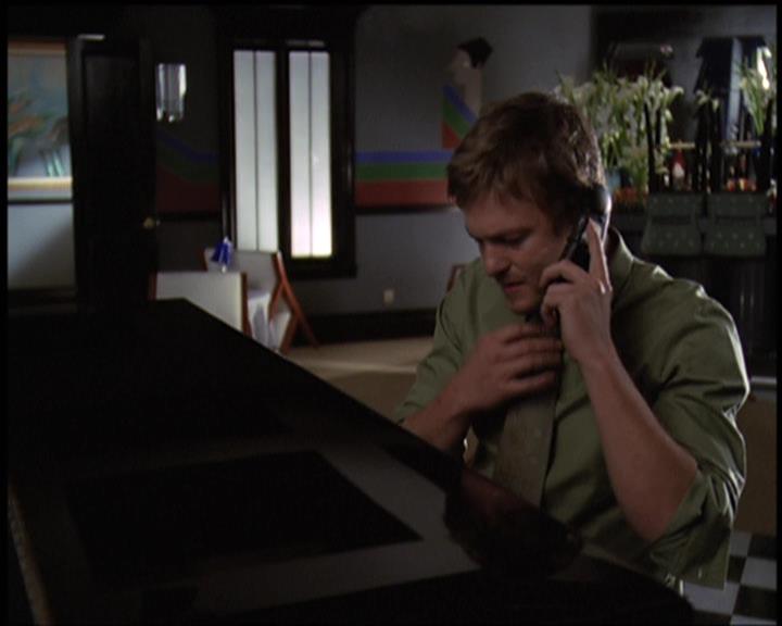 Charmed-Online-dot-net_5x21NecromancingTheStone0790.jpg Charmed-Online-dot-net_5x21NecromancingTheStone0790.jpg