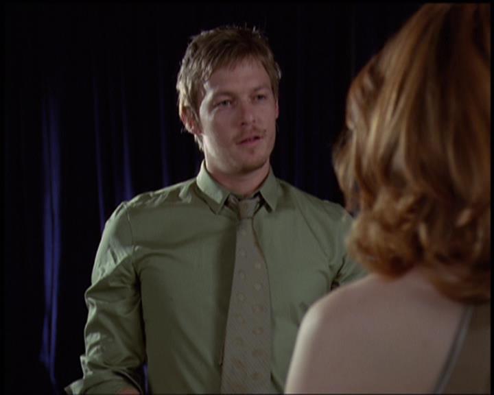 Charmed-Online-dot-net_5x21NecromancingTheStone0809.jpg Charmed-Online-dot-net_5x21NecromancingTheStone0809.jpg