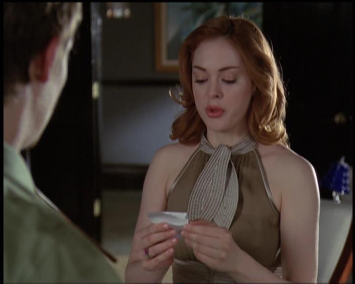 Charmed-Online-dot-net_5x21NecromancingTheStone0824.jpg Charmed-Online-dot-net_5x21NecromancingTheStone0824.jpg