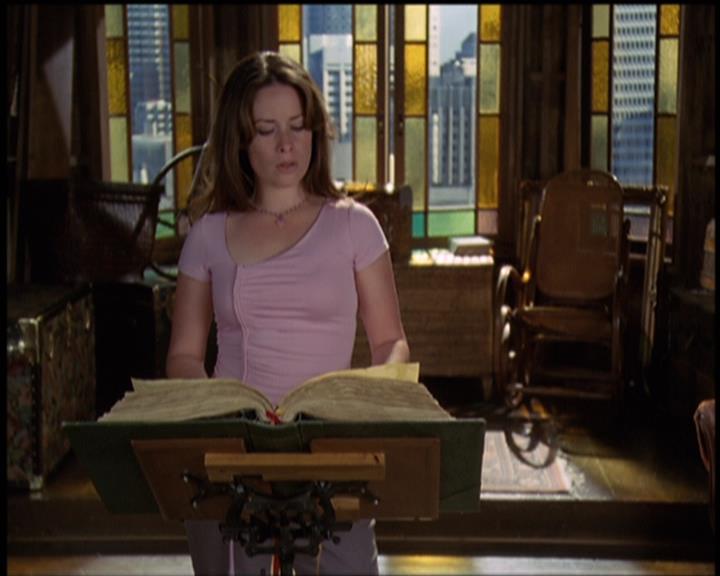 Charmed-Online-dot-net_5x21NecromancingTheStone0925.jpg