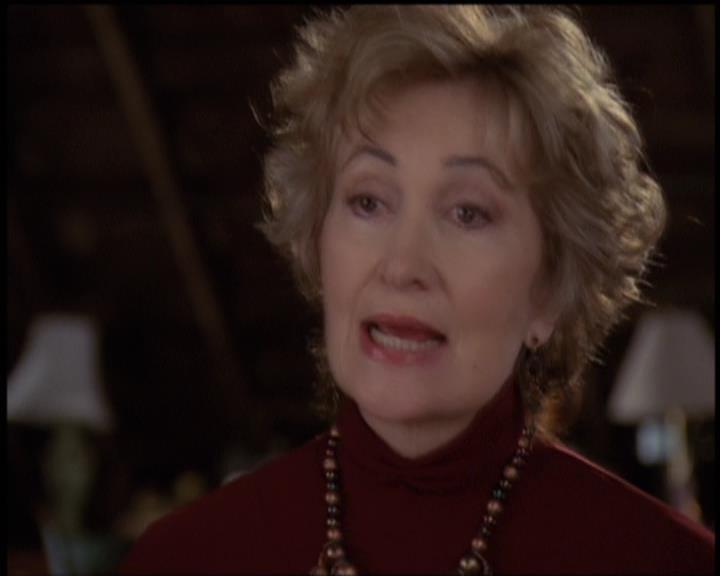 Charmed-Online-dot-net_5x21NecromancingTheStone0967.jpg Charmed-Online-dot-net_5x21NecromancingTheStone0967.jpg