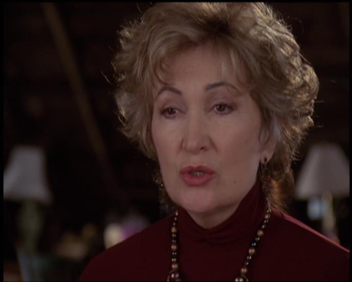 Charmed-Online-dot-net_5x21NecromancingTheStone0976.jpg Charmed-Online-dot-net_5x21NecromancingTheStone0976.jpg