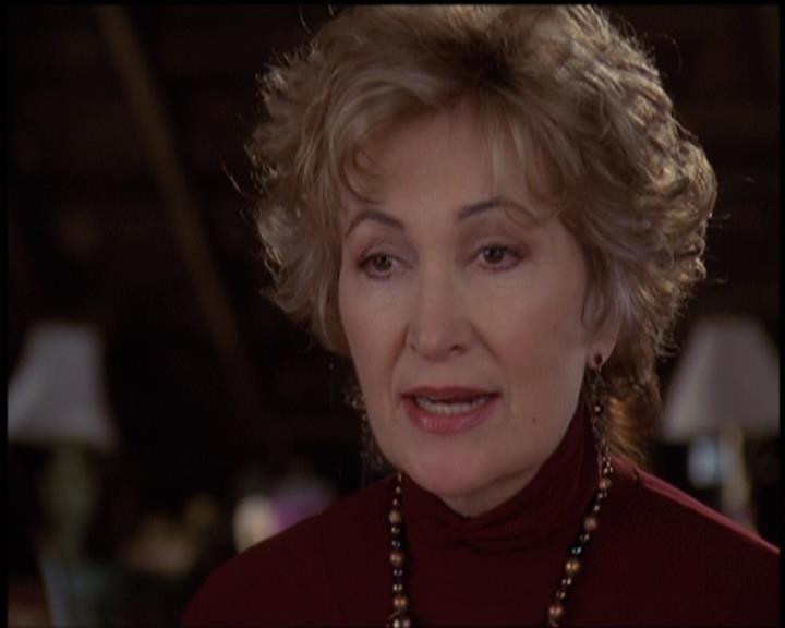 Charmed-Online-dot-net_5x21NecromancingTheStone0979.jpg Charmed-Online-dot-net_5x21NecromancingTheStone0979.jpg