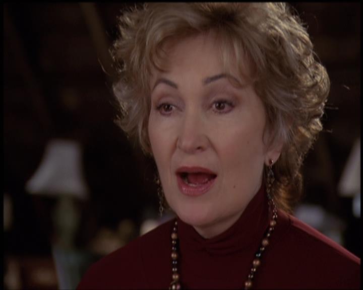 Charmed-Online-dot-net_5x21NecromancingTheStone0984.jpg Charmed-Online-dot-net_5x21NecromancingTheStone0984.jpg