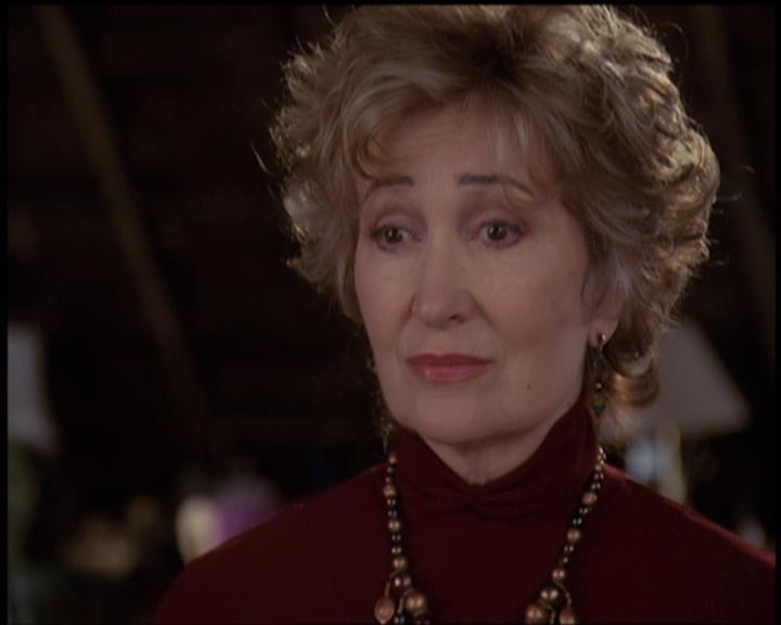 Charmed-Online-dot-net_5x21NecromancingTheStone0996.jpg Charmed-Online-dot-net_5x21NecromancingTheStone0996.jpg