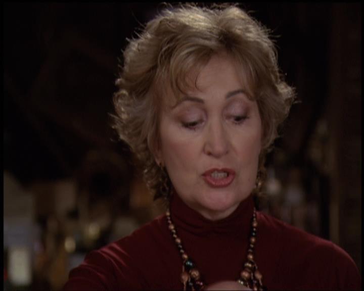 Charmed-Online-dot-net_5x21NecromancingTheStone1021.jpg Charmed-Online-dot-net_5x21NecromancingTheStone1021.jpg