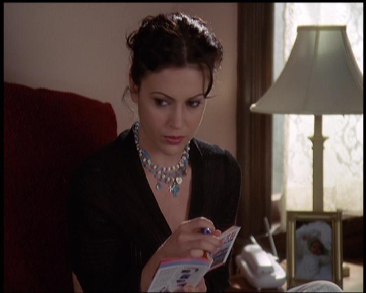 Charmed-Online-dot-net_5x21NecromancingTheStone1141.jpg Charmed-Online-dot-net_5x21NecromancingTheStone1141.jpg