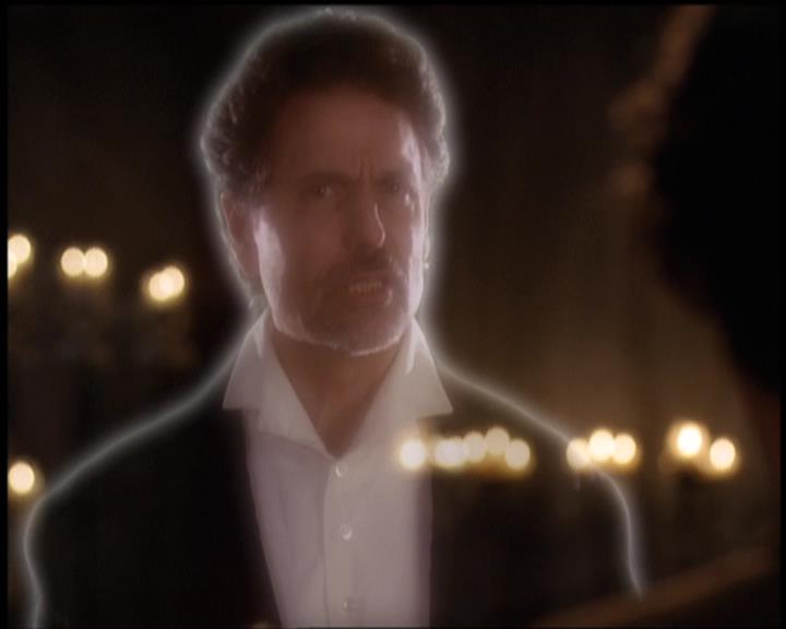 Charmed-Online-dot-net_5x21NecromancingTheStone1260.jpg Charmed-Online-dot-net_5x21NecromancingTheStone1260.jpg