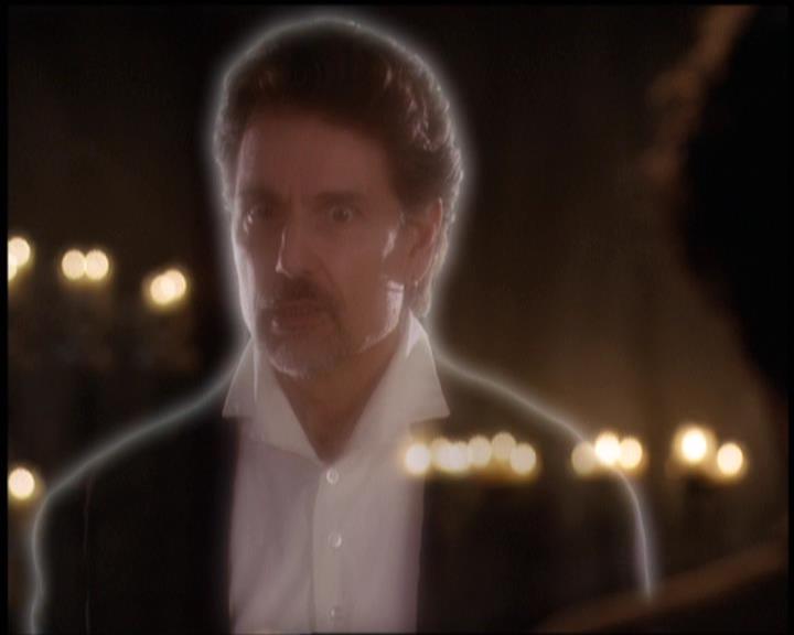 Charmed-Online-dot-net_5x21NecromancingTheStone1268.jpg Charmed-Online-dot-net_5x21NecromancingTheStone1268.jpg