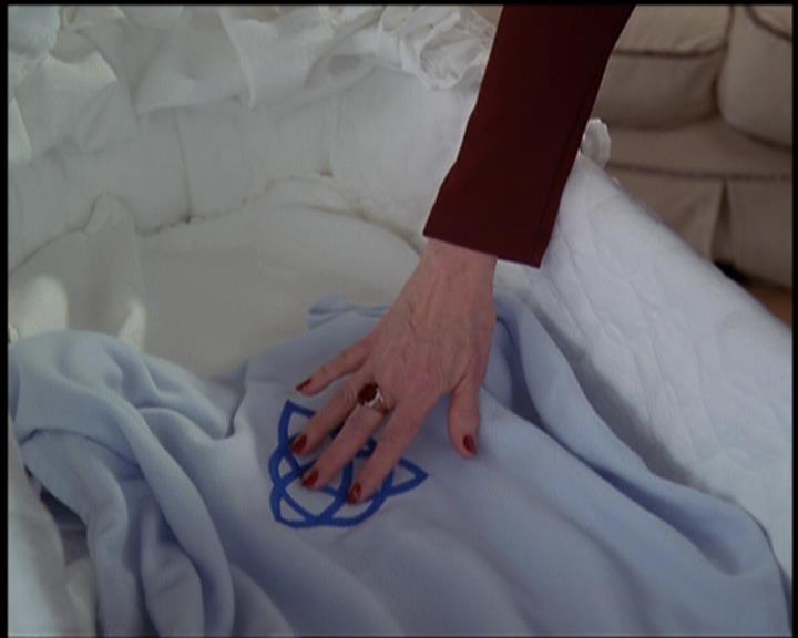 Charmed-Online-dot-net_5x21NecromancingTheStone1311.jpg Charmed-Online-dot-net_5x21NecromancingTheStone1311.jpg