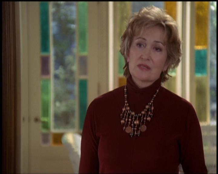 Charmed-Online-dot-net_5x21NecromancingTheStone1346.jpg Charmed-Online-dot-net_5x21NecromancingTheStone1346.jpg