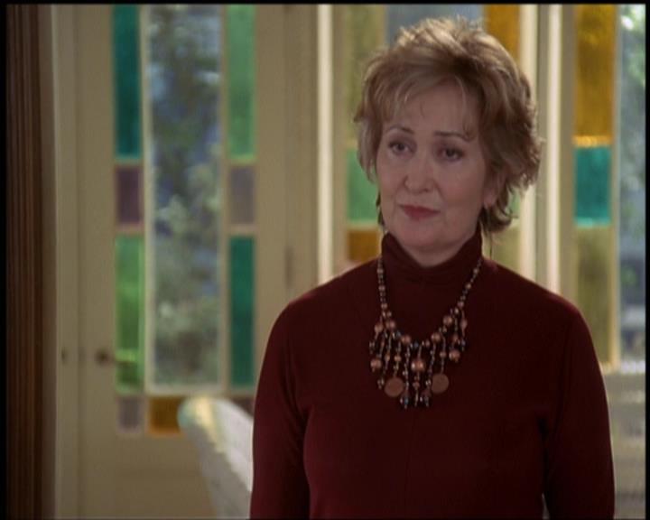 Charmed-Online-dot-net_5x21NecromancingTheStone1347.jpg Charmed-Online-dot-net_5x21NecromancingTheStone1347.jpg