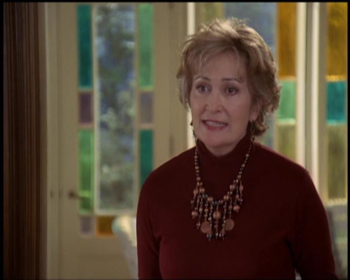 Charmed-Online-dot-net_5x21NecromancingTheStone1364.jpg Charmed-Online-dot-net_5x21NecromancingTheStone1364.jpg