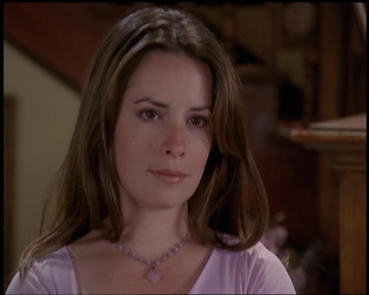 Charmed-Online-dot-net_5x21NecromancingTheStone1367.jpg Charmed-Online-dot-net_5x21NecromancingTheStone1367.jpg