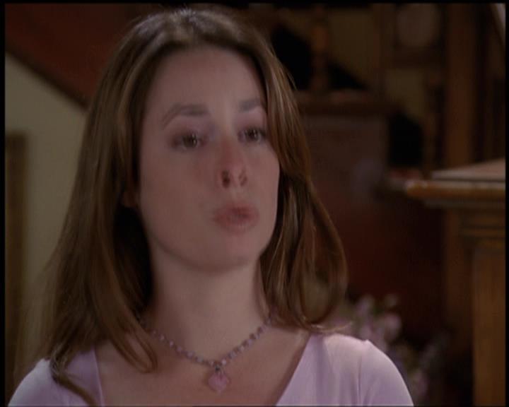 Charmed-Online-dot-net_5x21NecromancingTheStone1383.jpg Charmed-Online-dot-net_5x21NecromancingTheStone1383.jpg