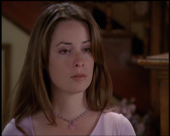 Charmed-Online-dot-net_5x21NecromancingTheStone1388.jpg Charmed-Online-dot-net_5x21NecromancingTheStone1388.jpg