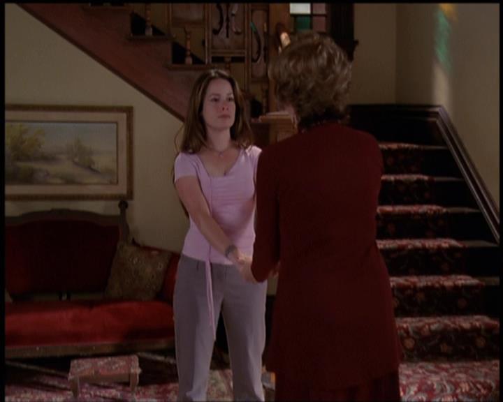 Charmed-Online-dot-net_5x21NecromancingTheStone1392.jpg Charmed-Online-dot-net_5x21NecromancingTheStone1392.jpg