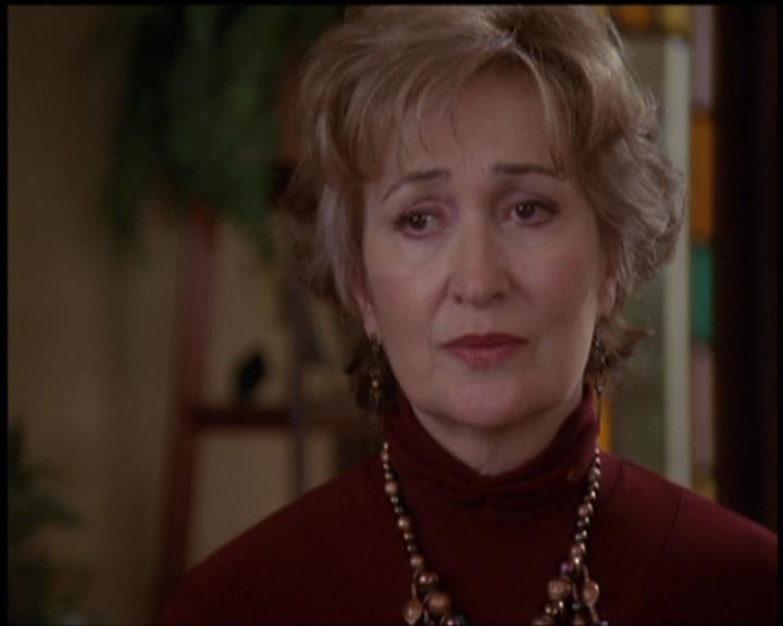 Charmed-Online-dot-net_5x21NecromancingTheStone1407.jpg Charmed-Online-dot-net_5x21NecromancingTheStone1407.jpg