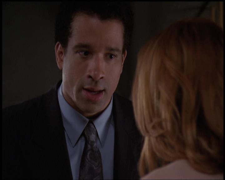 Charmed-Online-dot-net_5x21NecromancingTheStone1441.jpg Charmed-Online-dot-net_5x21NecromancingTheStone1441.jpg