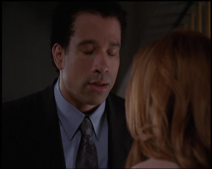 Charmed-Online-dot-net_5x21NecromancingTheStone1446.jpg Charmed-Online-dot-net_5x21NecromancingTheStone1446.jpg