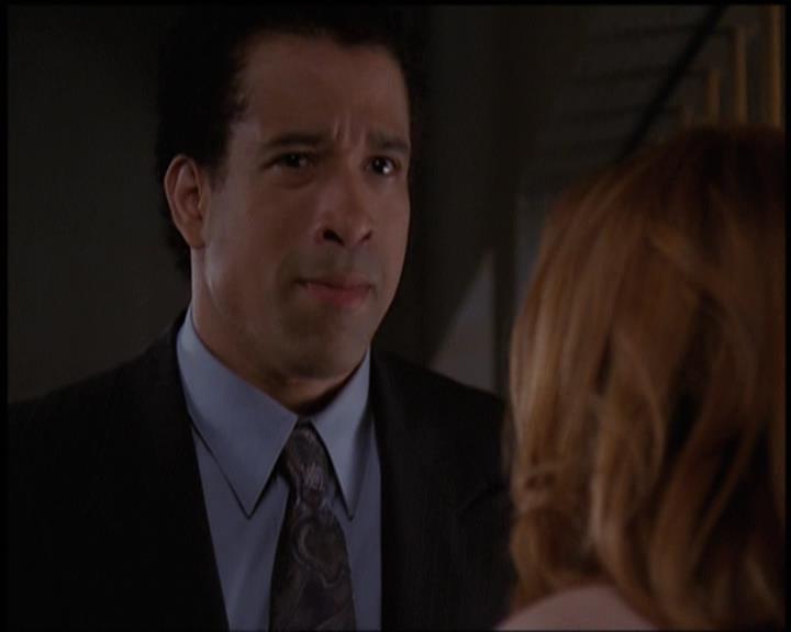 Charmed-Online-dot-net_5x21NecromancingTheStone1481.jpg Charmed-Online-dot-net_5x21NecromancingTheStone1481.jpg