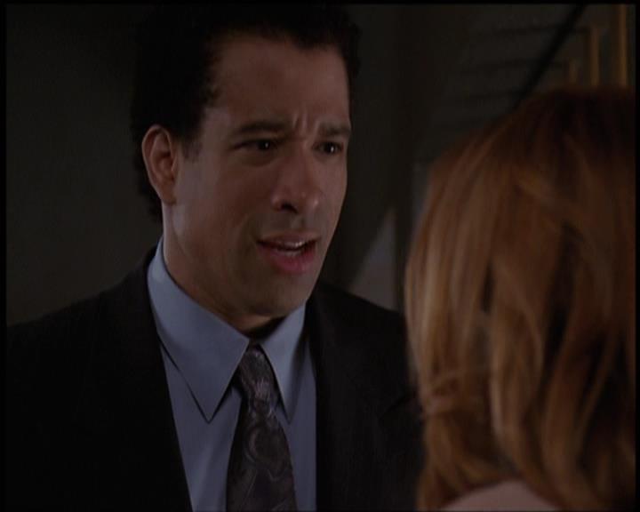 Charmed-Online-dot-net_5x21NecromancingTheStone1482.jpg Charmed-Online-dot-net_5x21NecromancingTheStone1482.jpg