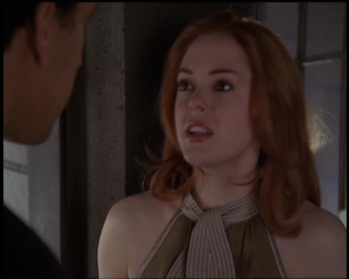 Charmed-Online-dot-net_5x21NecromancingTheStone1484.jpg Charmed-Online-dot-net_5x21NecromancingTheStone1484.jpg