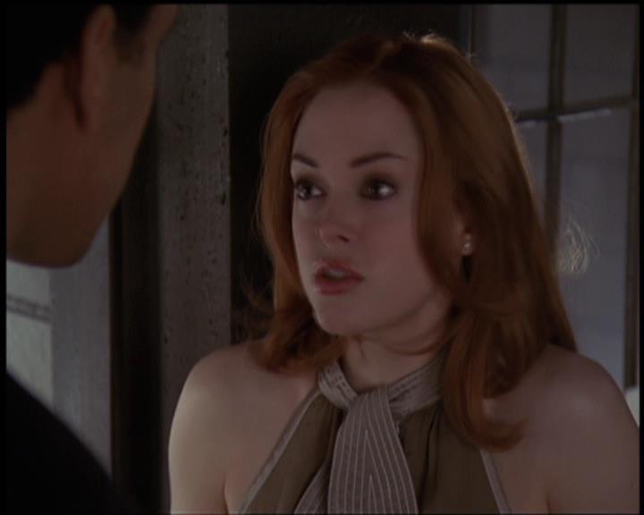 Charmed-Online-dot-net_5x21NecromancingTheStone1485.jpg Charmed-Online-dot-net_5x21NecromancingTheStone1485.jpg