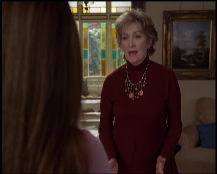 Charmed-Online-dot-net_5x21NecromancingTheStone1499.jpg Charmed-Online-dot-net_5x21NecromancingTheStone1499.jpg