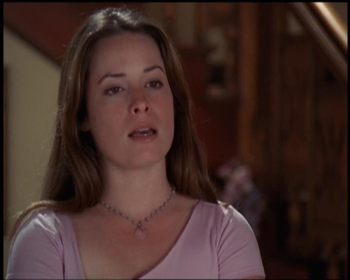 Charmed-Online-dot-net_5x21NecromancingTheStone1517.jpg Charmed-Online-dot-net_5x21NecromancingTheStone1517.jpg