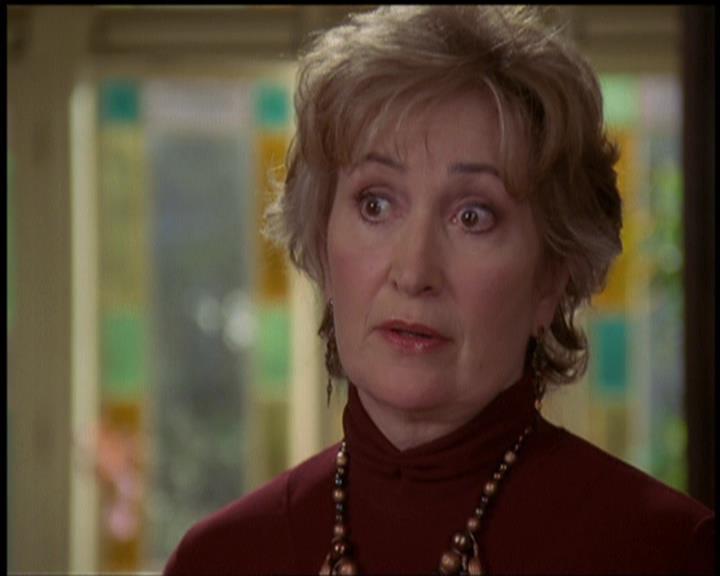 Charmed-Online-dot-net_5x21NecromancingTheStone1546.jpg Charmed-Online-dot-net_5x21NecromancingTheStone1546.jpg