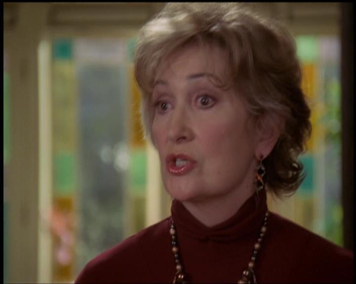 Charmed-Online-dot-net_5x21NecromancingTheStone1553.jpg Charmed-Online-dot-net_5x21NecromancingTheStone1553.jpg