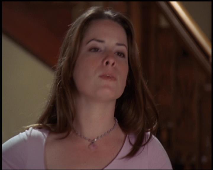 Charmed-Online-dot-net_5x21NecromancingTheStone1556.jpg Charmed-Online-dot-net_5x21NecromancingTheStone1556.jpg