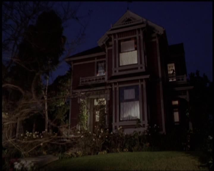 Charmed-Online-dot-net_5x21NecromancingTheStone1585.jpg Charmed-Online-dot-net_5x21NecromancingTheStone1585.jpg