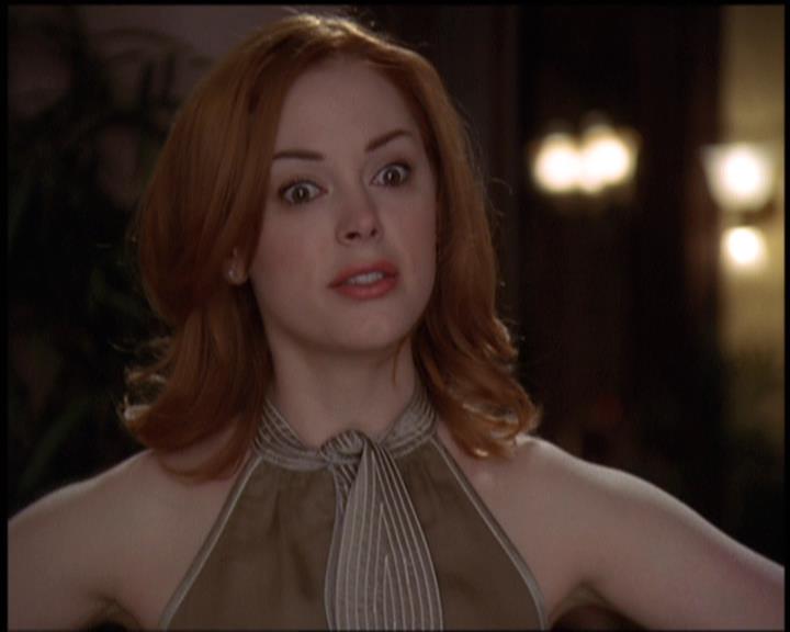 Charmed-Online-dot-net_5x21NecromancingTheStone1615.jpg Charmed-Online-dot-net_5x21NecromancingTheStone1615.jpg