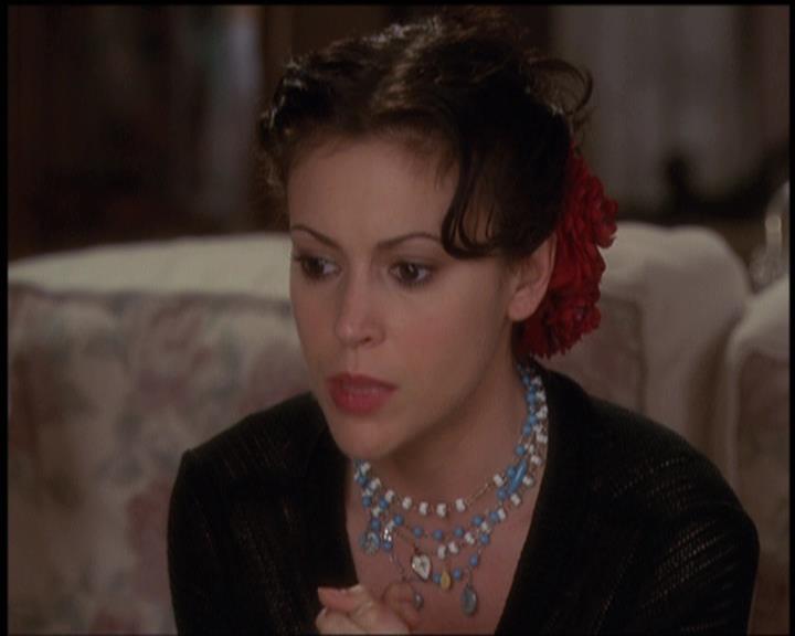 Charmed-Online-dot-net_5x21NecromancingTheStone1644.jpg Charmed-Online-dot-net_5x21NecromancingTheStone1644.jpg