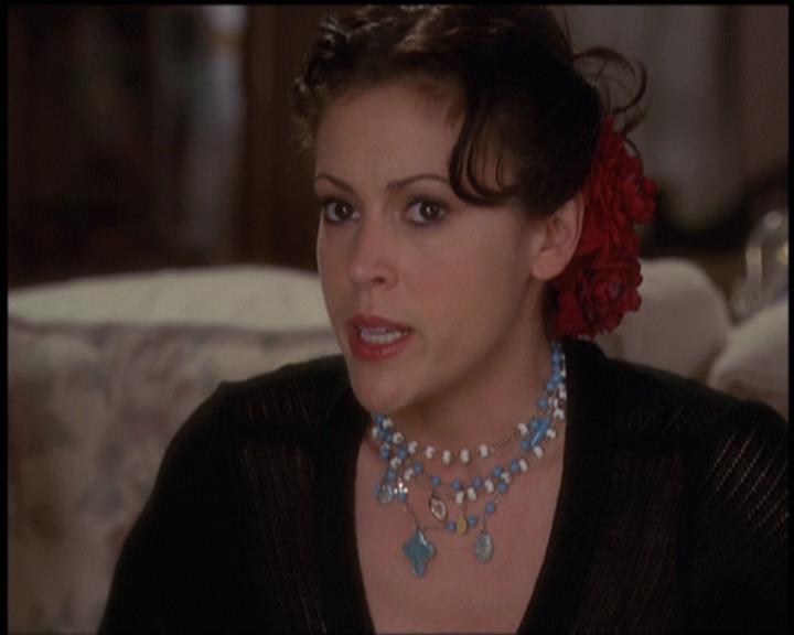 Charmed-Online-dot-net_5x21NecromancingTheStone1647.jpg Charmed-Online-dot-net_5x21NecromancingTheStone1647.jpg