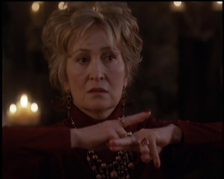 Charmed-Online-dot-net_5x21NecromancingTheStone1711.jpg Charmed-Online-dot-net_5x21NecromancingTheStone1711.jpg