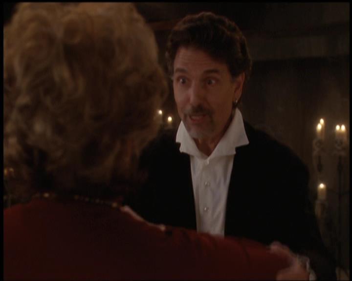 Charmed-Online-dot-net_5x21NecromancingTheStone1714.jpg Charmed-Online-dot-net_5x21NecromancingTheStone1714.jpg