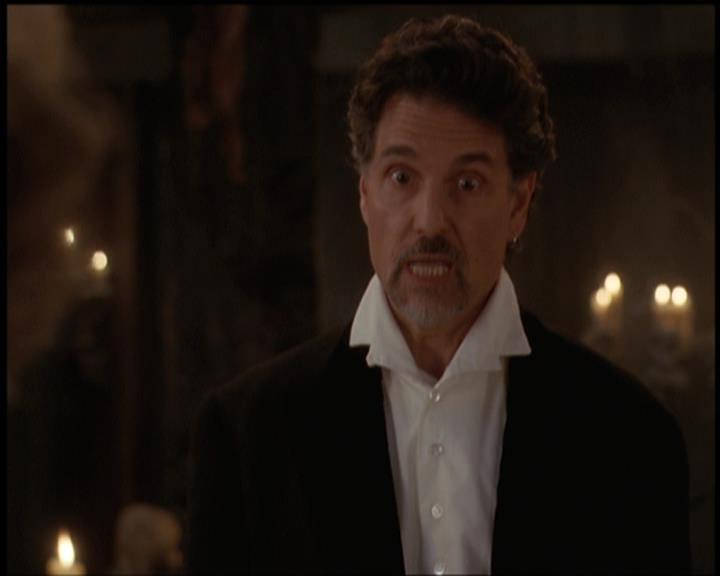 Charmed-Online-dot-net_5x21NecromancingTheStone1719.jpg Charmed-Online-dot-net_5x21NecromancingTheStone1719.jpg