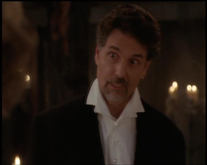 Charmed-Online-dot-net_5x21NecromancingTheStone1721.jpg Charmed-Online-dot-net_5x21NecromancingTheStone1721.jpg