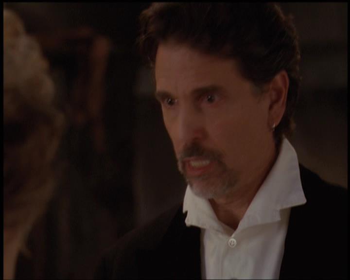 Charmed-Online-dot-net_5x21NecromancingTheStone1738.jpg Charmed-Online-dot-net_5x21NecromancingTheStone1738.jpg