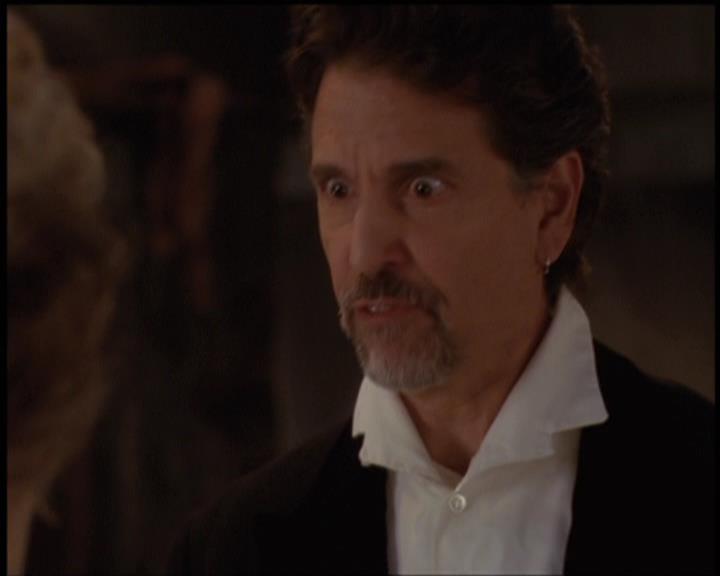 Charmed-Online-dot-net_5x21NecromancingTheStone1740.jpg Charmed-Online-dot-net_5x21NecromancingTheStone1740.jpg