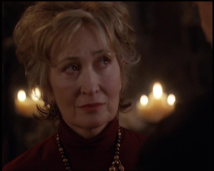 Charmed-Online-dot-net_5x21NecromancingTheStone1741.jpg Charmed-Online-dot-net_5x21NecromancingTheStone1741.jpg