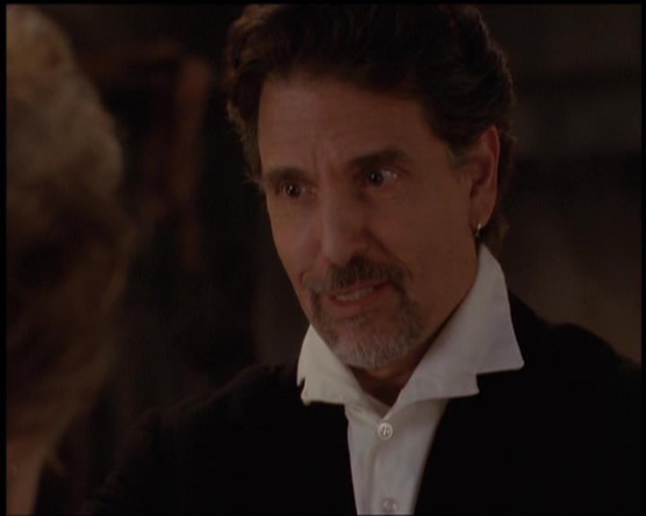 Charmed-Online-dot-net_5x21NecromancingTheStone1744.jpg Charmed-Online-dot-net_5x21NecromancingTheStone1744.jpg