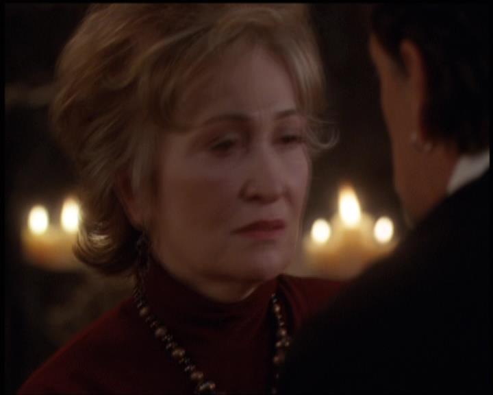 Charmed-Online-dot-net_5x21NecromancingTheStone1751.jpg Charmed-Online-dot-net_5x21NecromancingTheStone1751.jpg