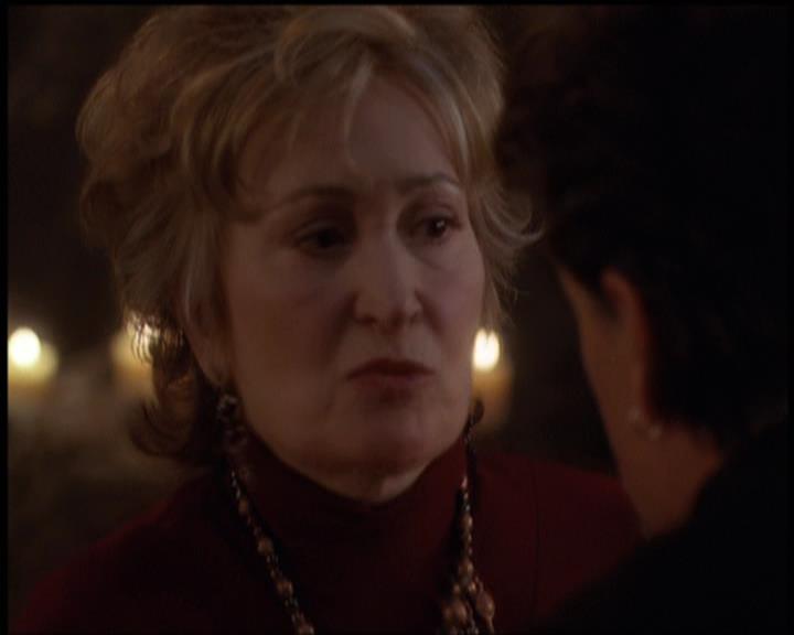 Charmed-Online-dot-net_5x21NecromancingTheStone1769.jpg Charmed-Online-dot-net_5x21NecromancingTheStone1769.jpg