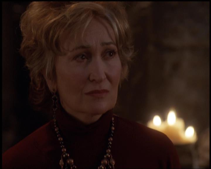 Charmed-Online-dot-net_5x21NecromancingTheStone1792.jpg Charmed-Online-dot-net_5x21NecromancingTheStone1792.jpg