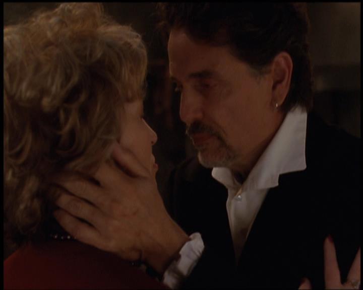 Charmed-Online-dot-net_5x21NecromancingTheStone1801.jpg Charmed-Online-dot-net_5x21NecromancingTheStone1801.jpg