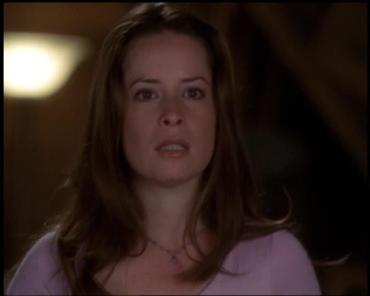 Charmed-Online-dot-net_5x21NecromancingTheStone1832.jpg Charmed-Online-dot-net_5x21NecromancingTheStone1832.jpg